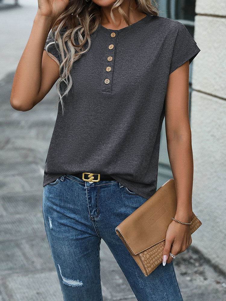 Buttoned Solid Color Basic t-shirt