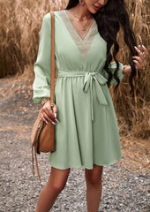 Green Casual V Neck Long Sleeve Tie Waist Dress