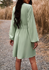 Green Casual V Neck Long Sleeve Tie Waist Dress