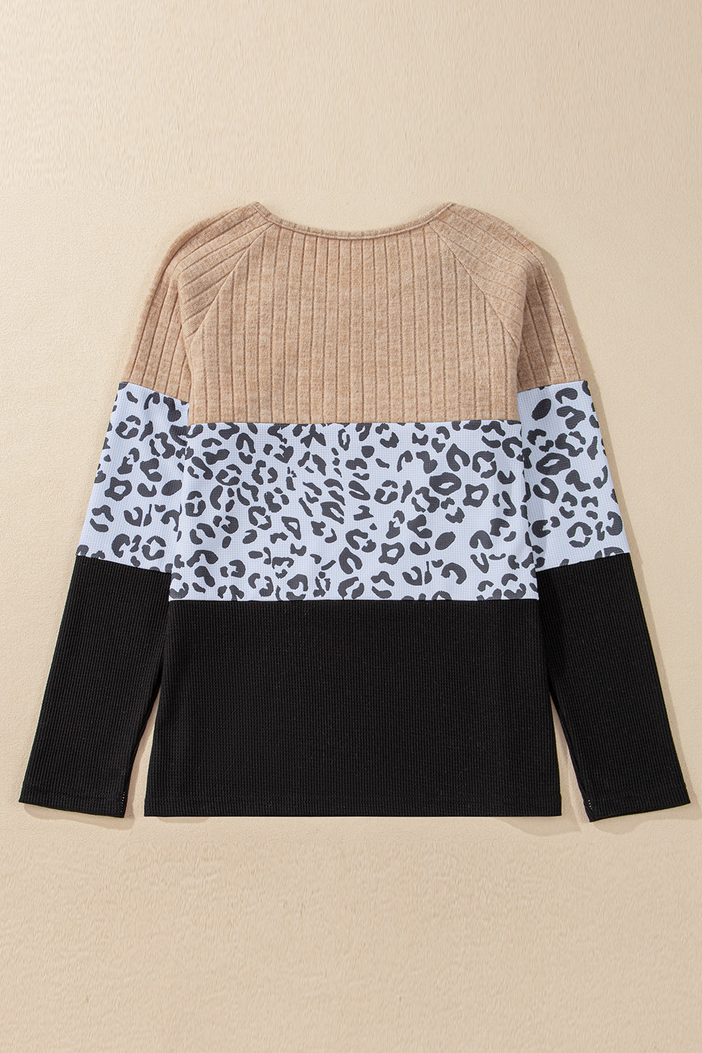 Cheetah Textured Patchwork Buttoned Round Neck T Shirt