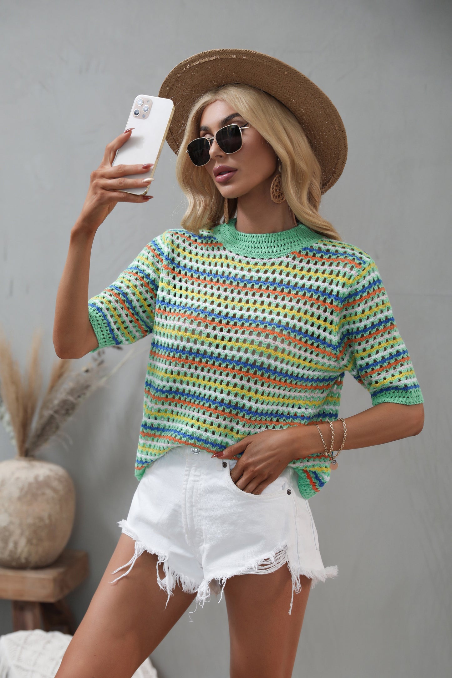 Panelled Cut-out Knit with Loose Crew-neck Stripes