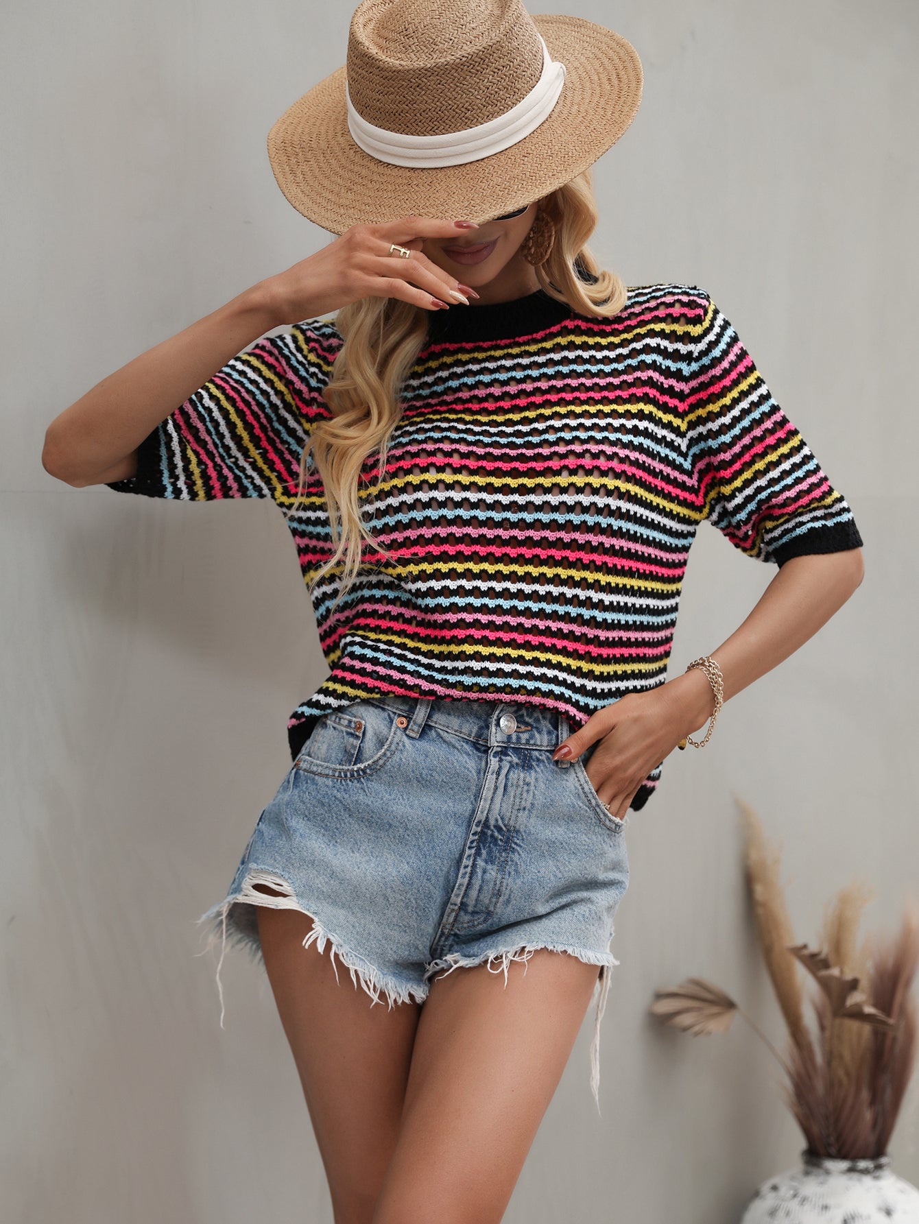 Panelled Cut-out Knit with Loose Crew-neck Stripes