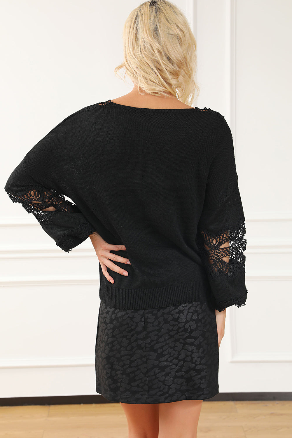 Hollowed Lace Splicing V Neck Loose Sweater