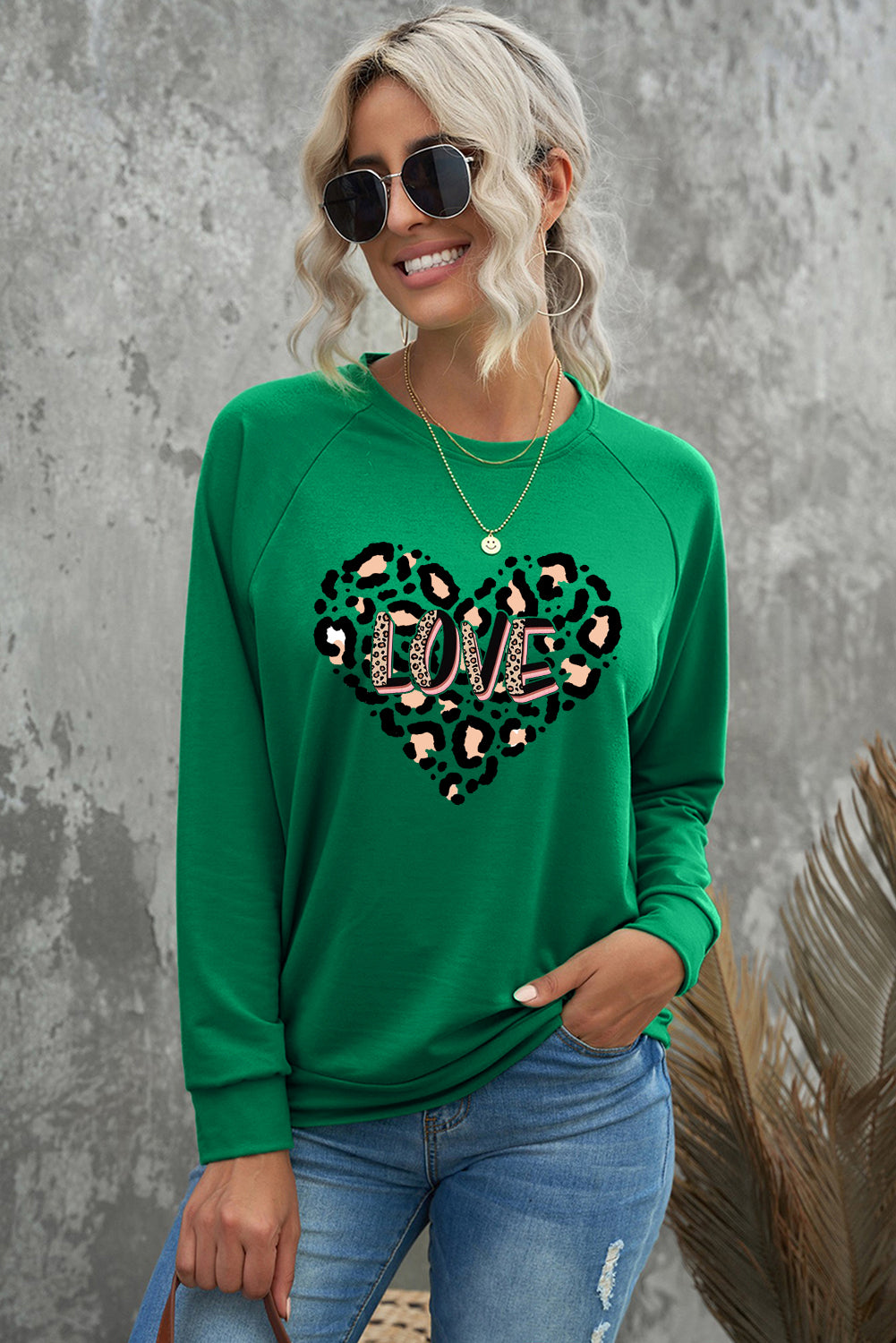 Valentine's Day Leopard Heart LOVE Graphic Crew Neck Sweatshirt