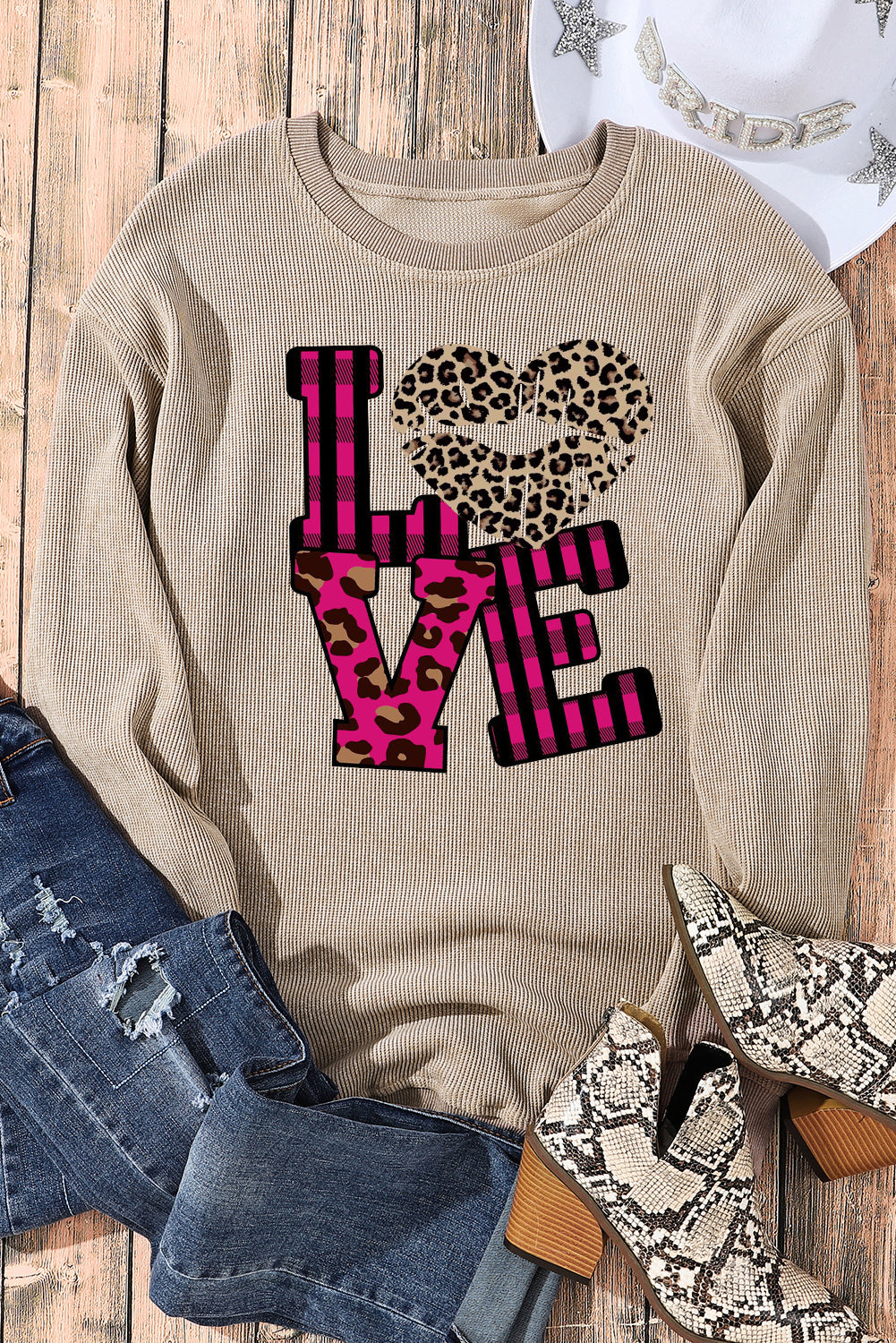 Leopard Print Patchwork Heart Lettering Crew Neck Knit Sweatshirt