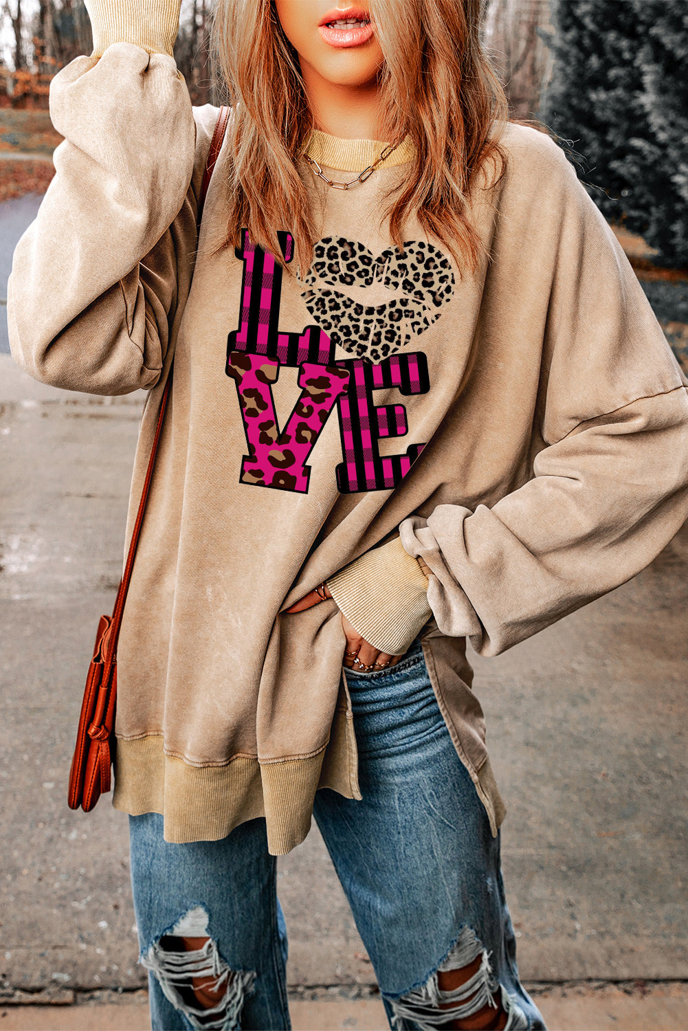 Leopard Print Patchwork Heart Lettering Drop Shoulder Ribbed Sweatshirt