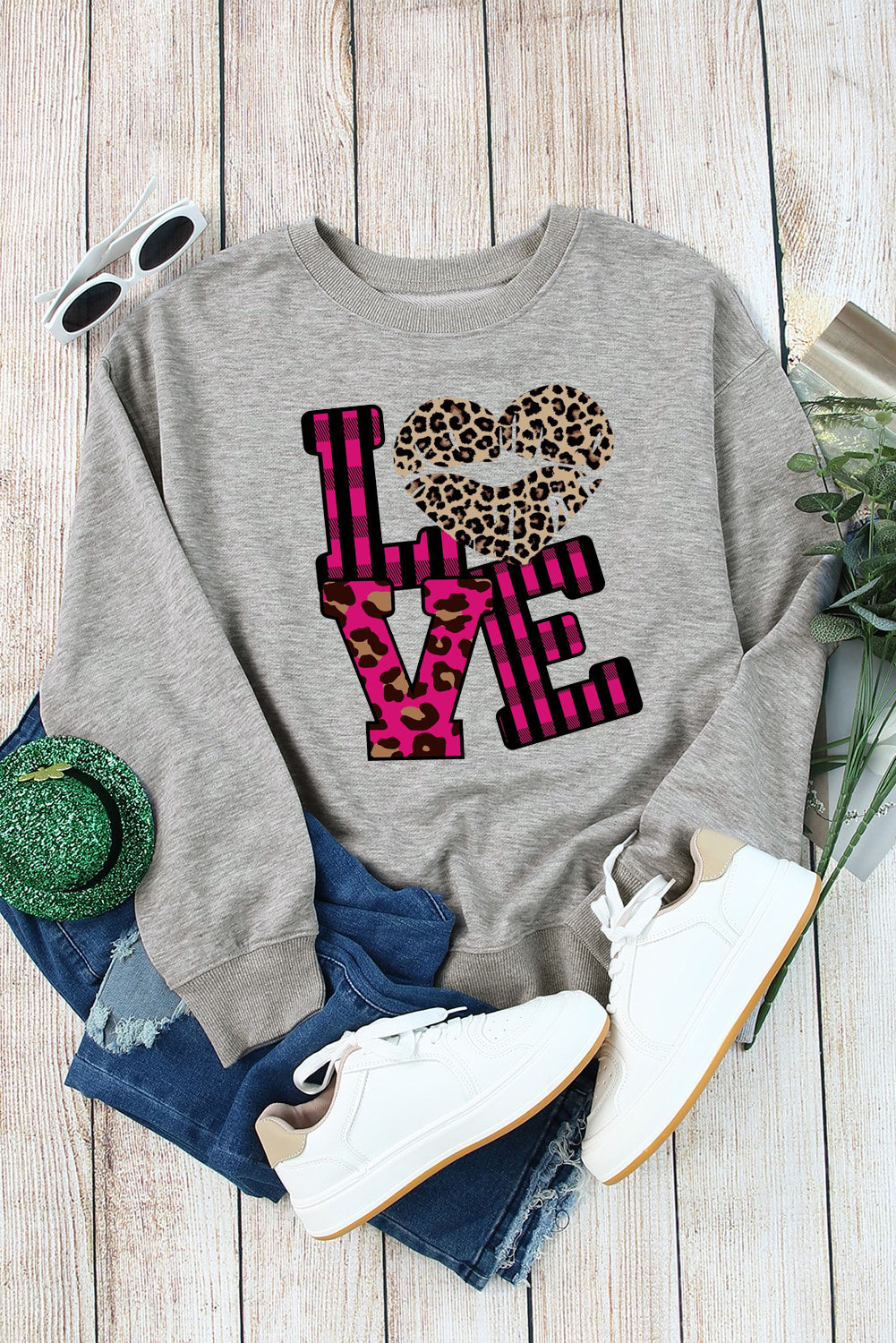 Valentine's Day Leopard Print Spliced Heart Letter Sweatshirt