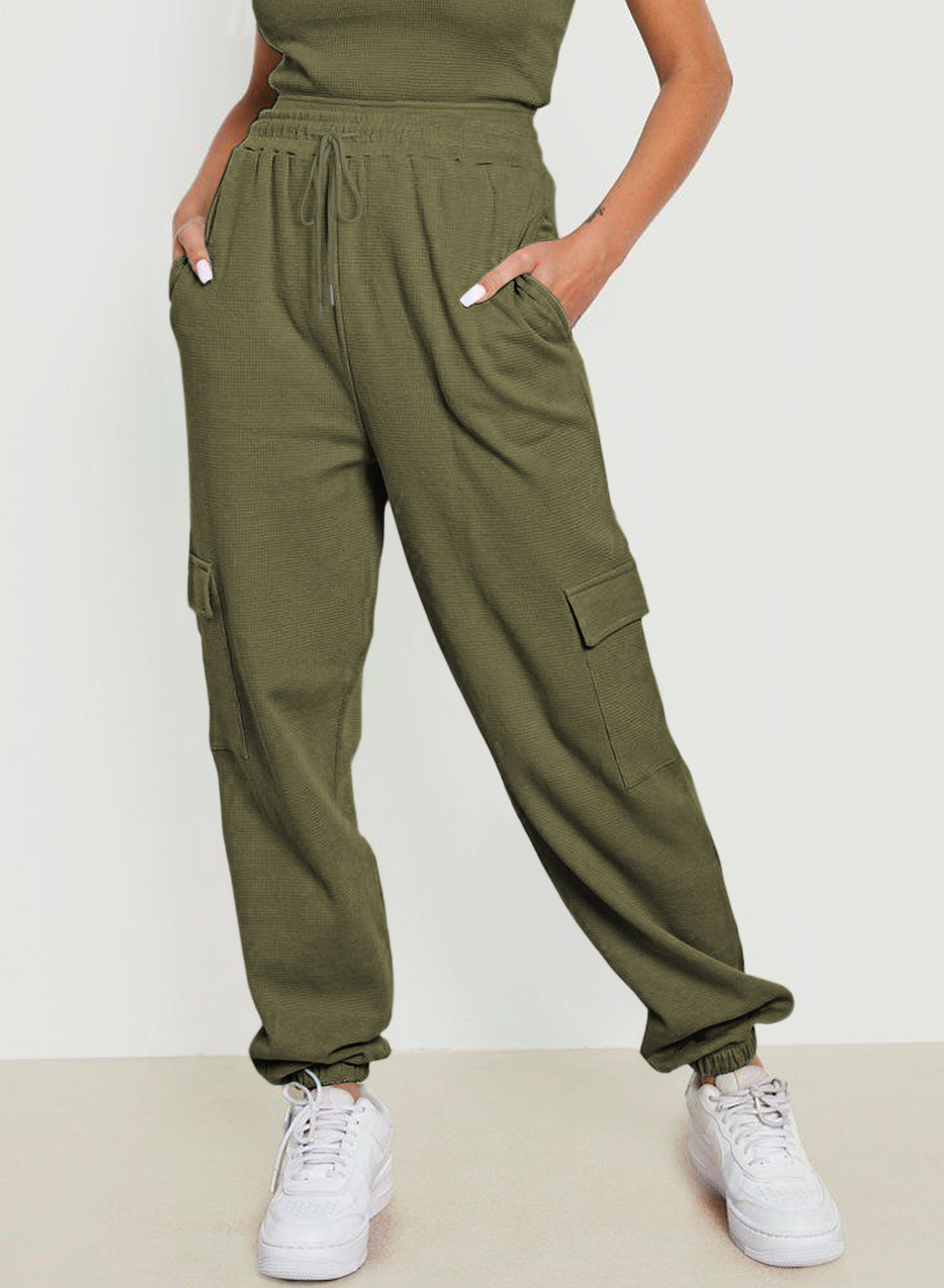 Green Drawstring Elastic Waist Pull-on Casual Pants with Pockets