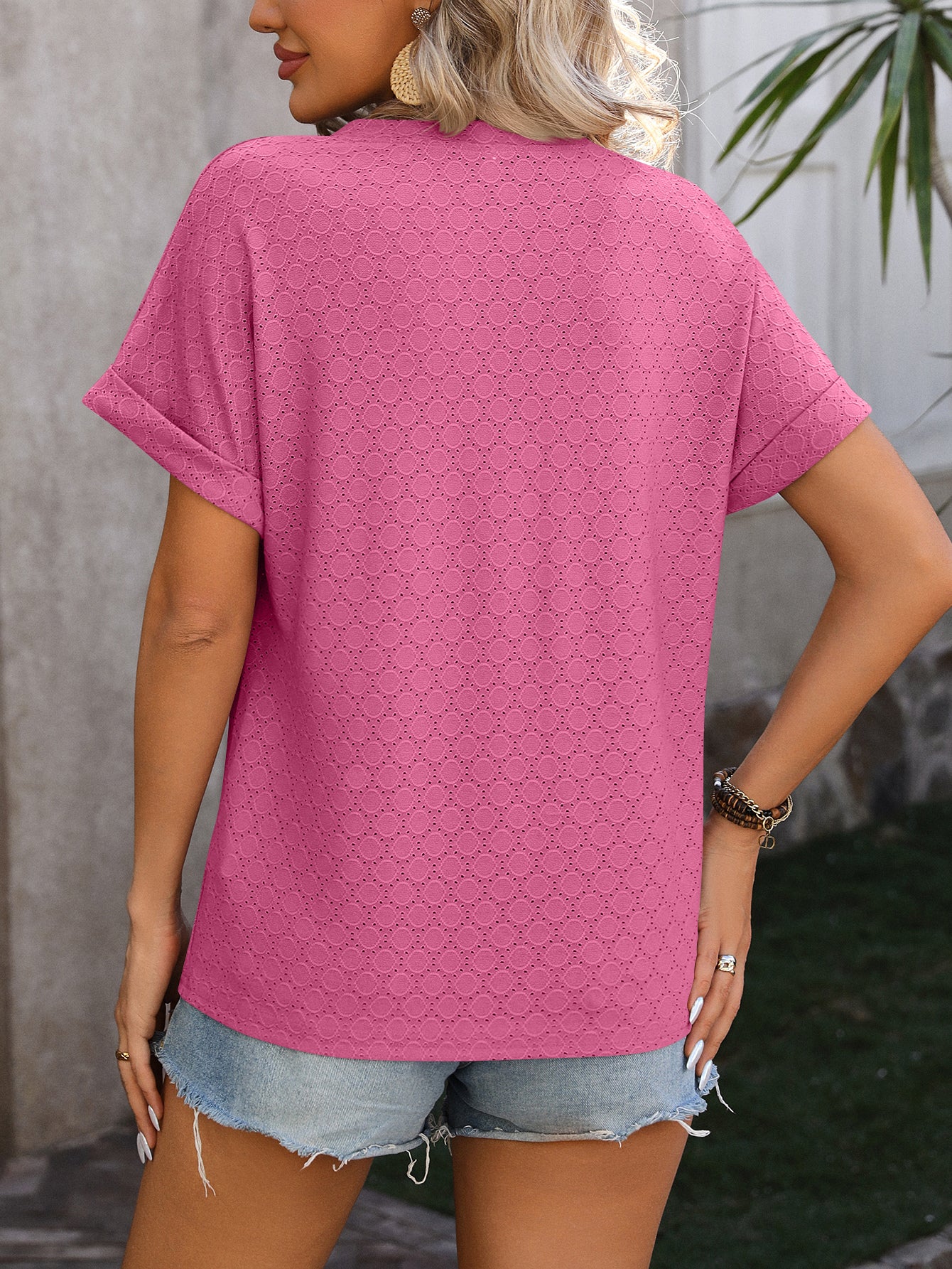 V-neck  Round Dot Loose Short-sleeved T-shirt