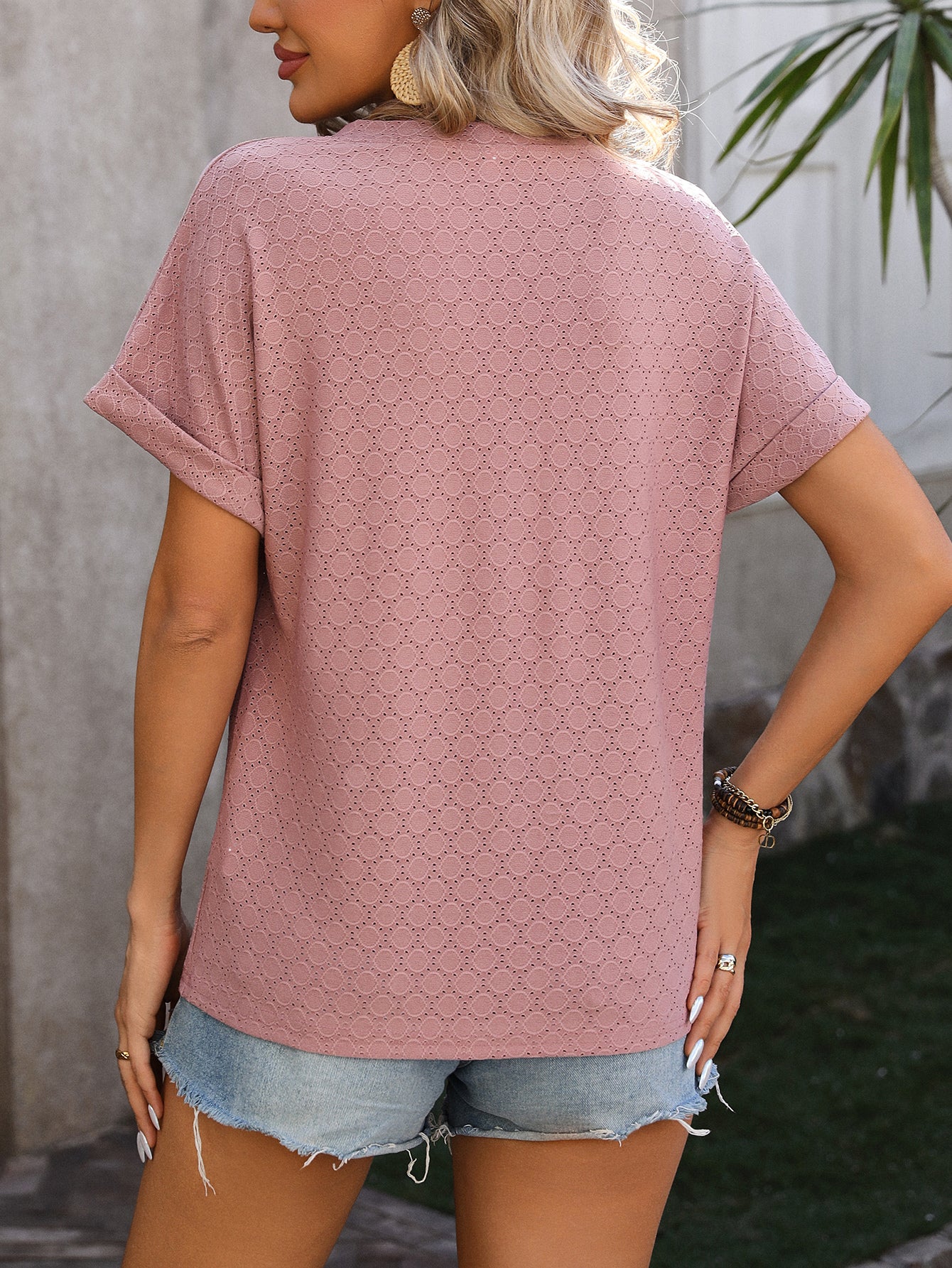 V-neck  Round Dot Loose Short-sleeved T-shirt