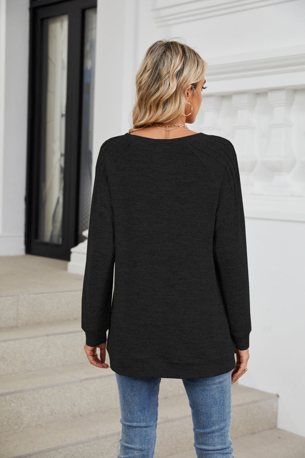 Solid Color Round Neck Loose Pull-up Long-sleeved Top