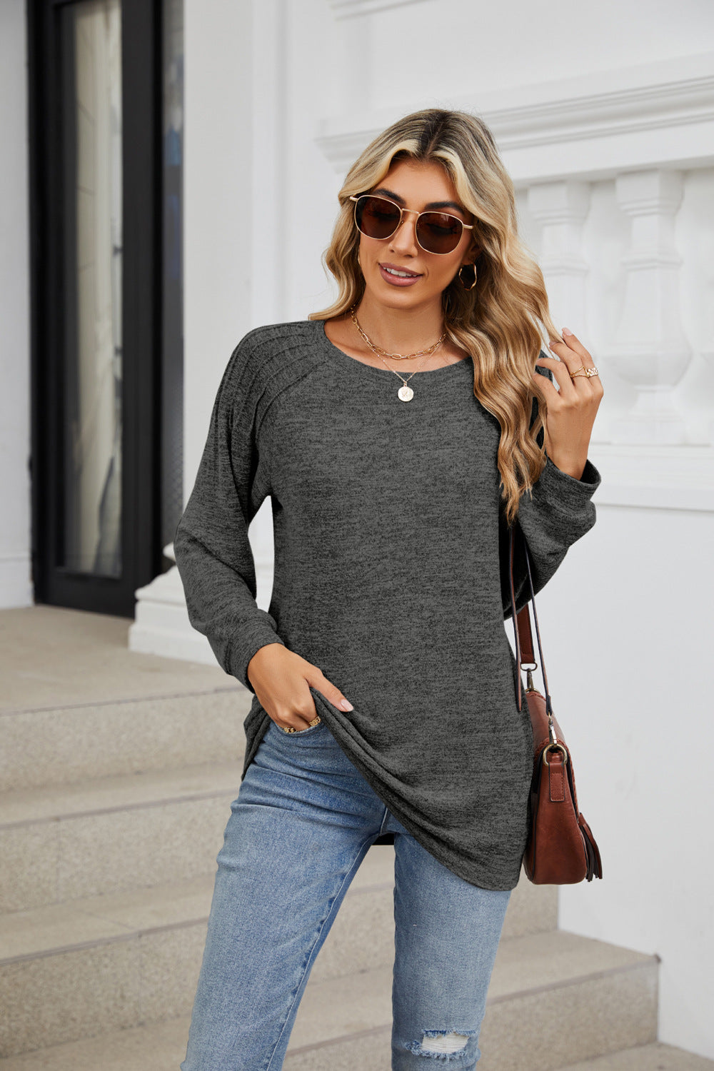 Solid Color Round Neck Loose Pull-up Long-sleeved Top