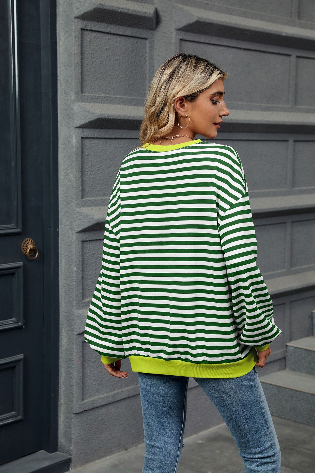 Contrasting Color Splicing Loose Long-sleeved Striped Crew Neck Sweater