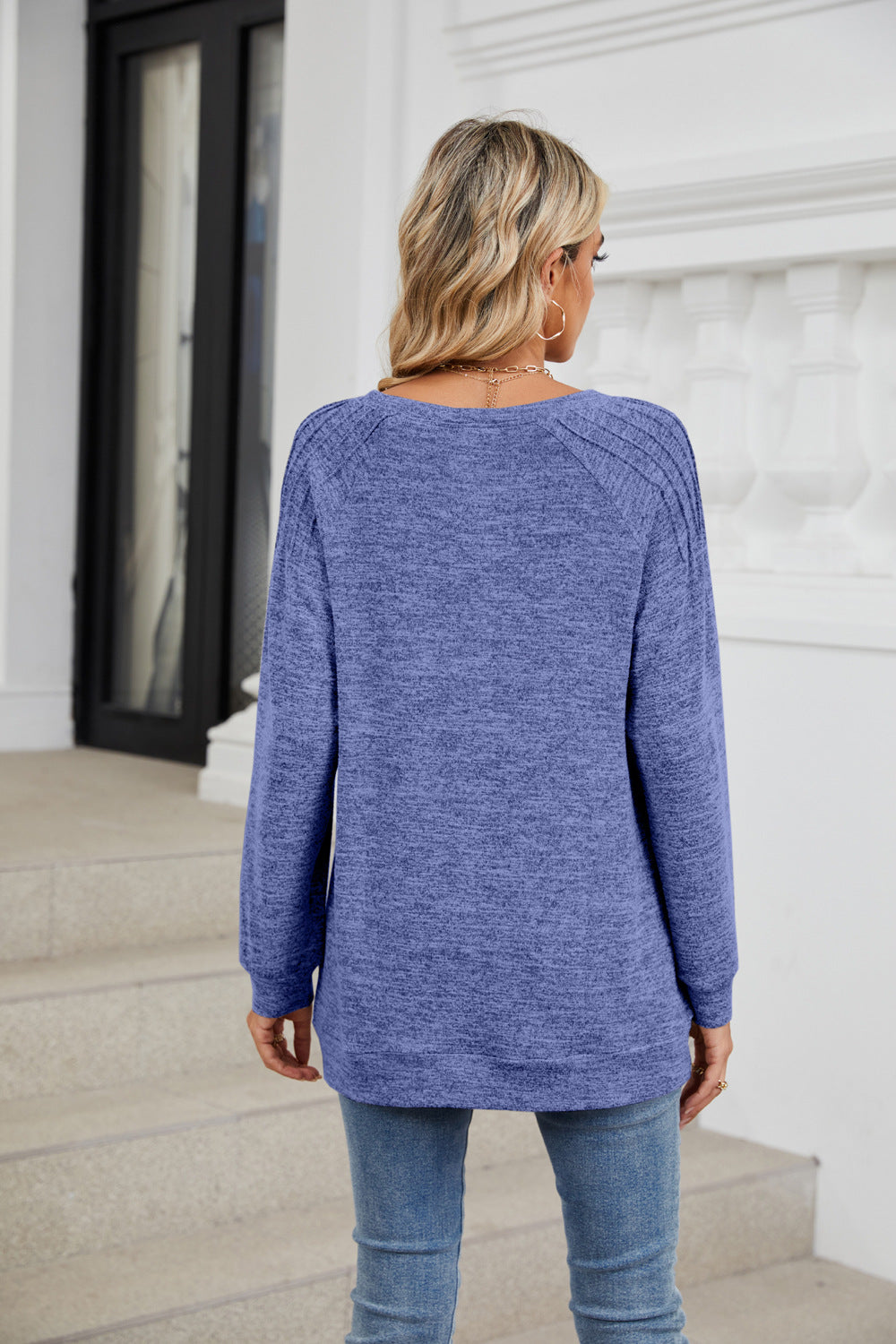 Solid Color Round Neck Loose Pull-up Long-sleeved Top