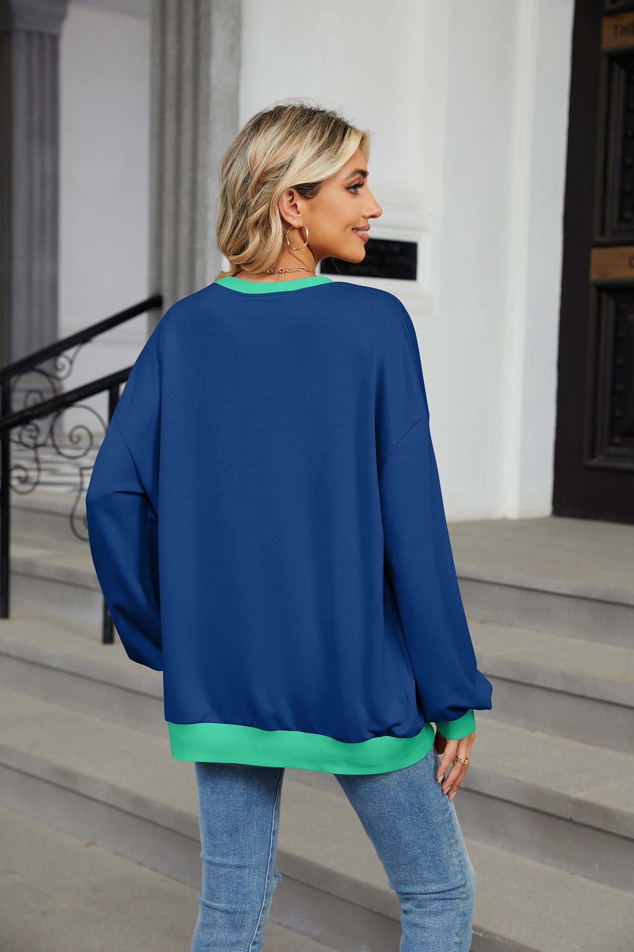 Contrasting Color Round Neck Loose Long-sleeved Sweater