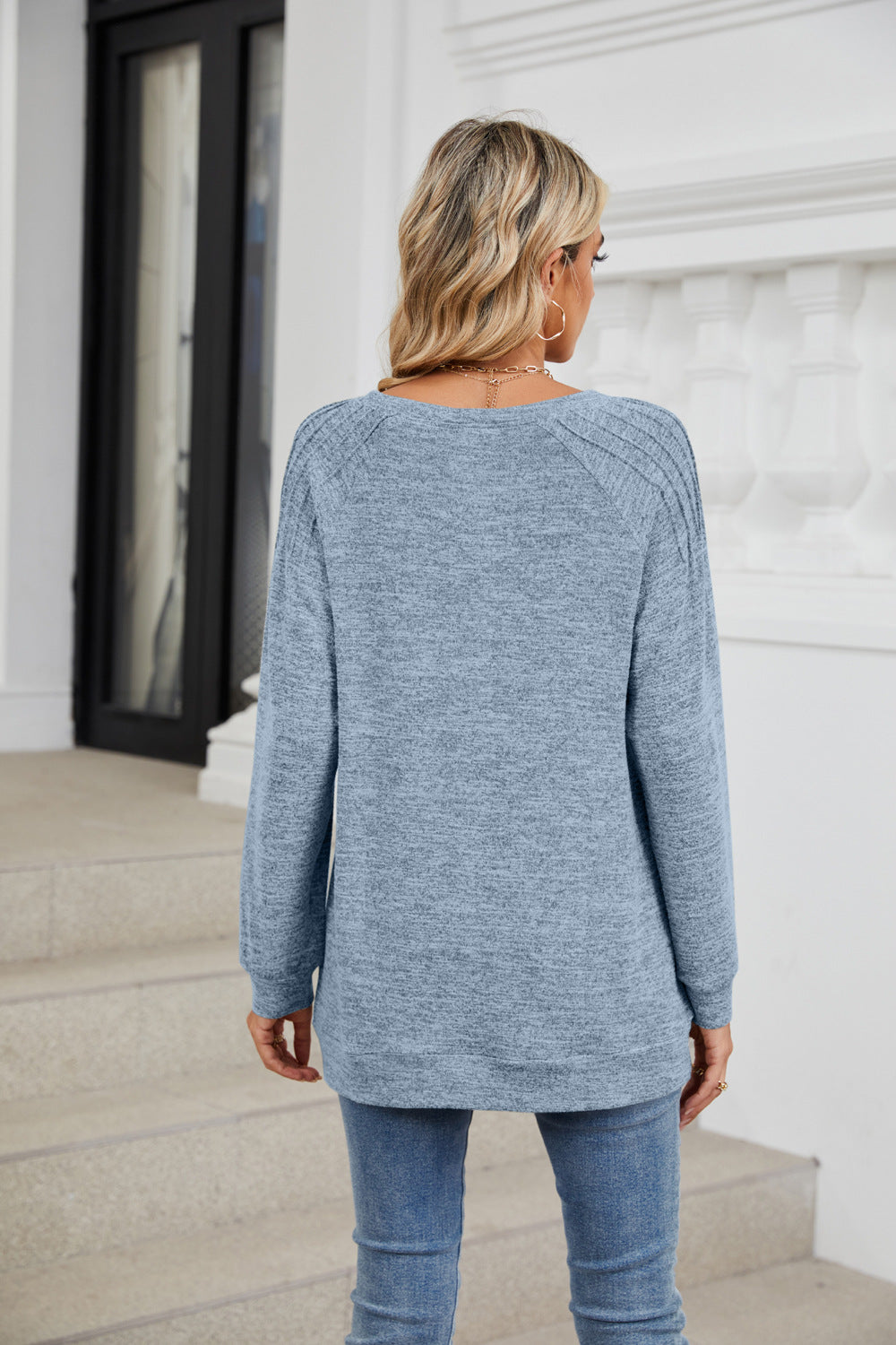 Solid Color Round Neck Loose Pull-up Long-sleeved Top