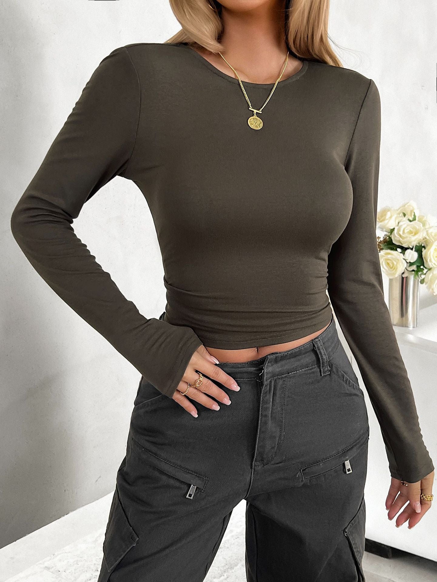 Women's Crew Neck Solid Color Slim-fit Long Sleeve Top