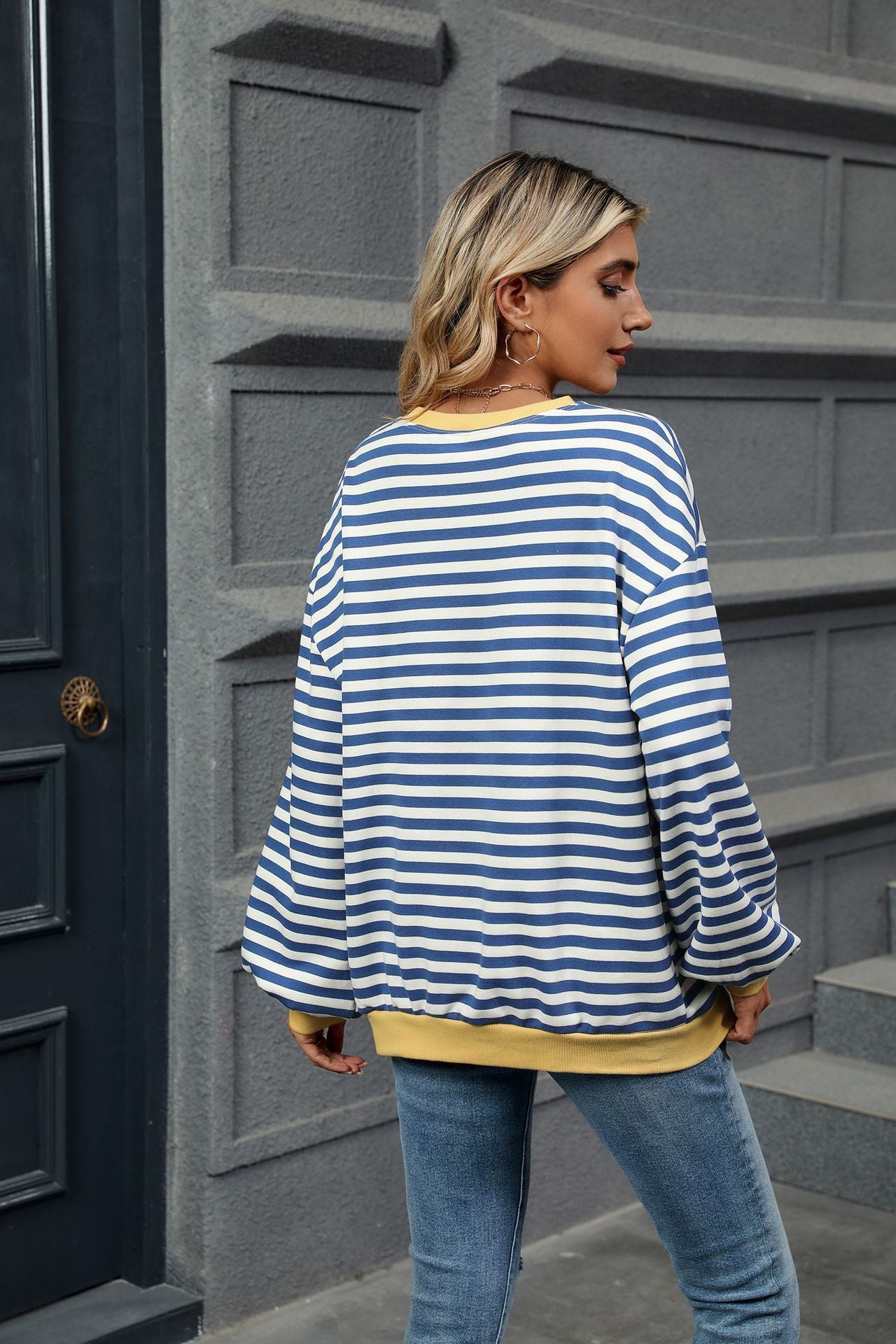 Contrasting Color Splicing Loose Long-sleeved Striped Crew Neck Sweater