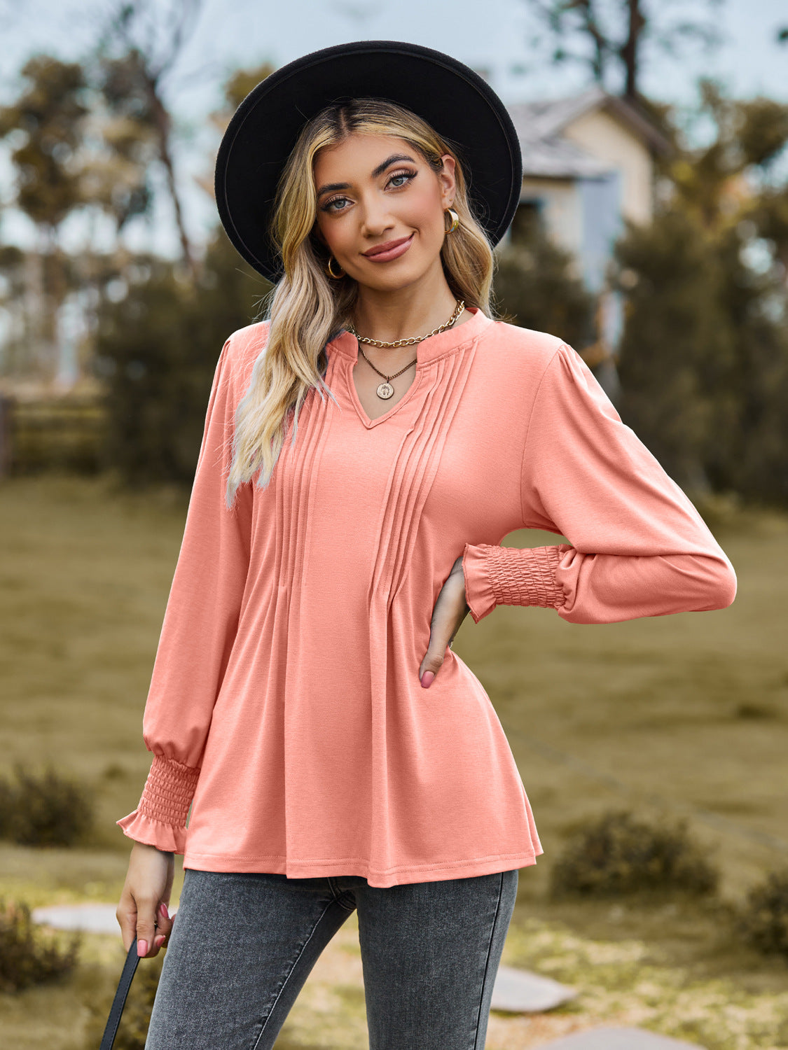 Women's Solid Color Pull-strip Bubble Sleeves V-neck Long-sleeved Top