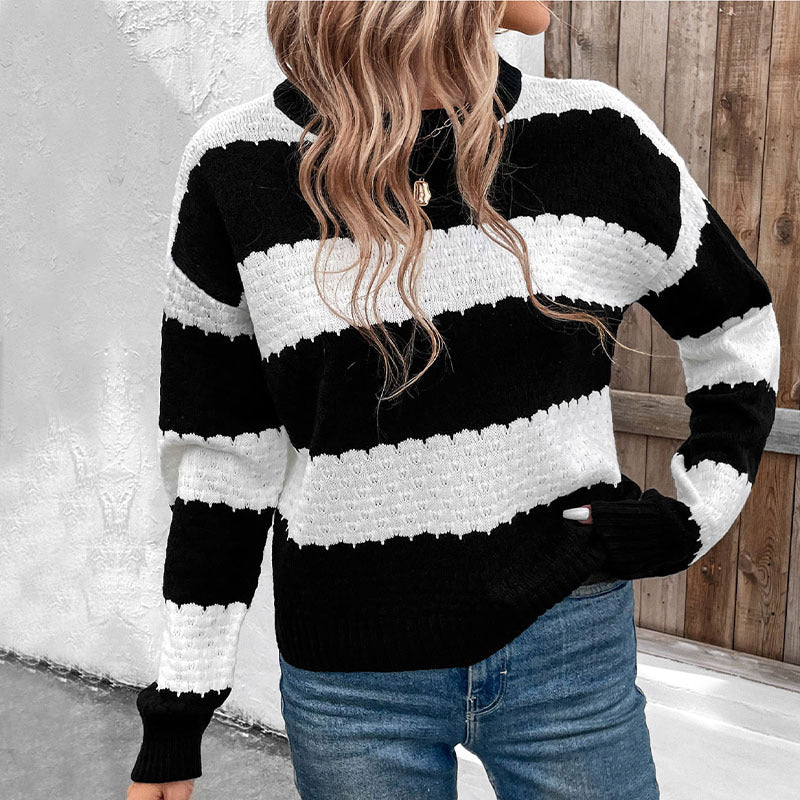 Crew Neck Black And White Striped Knit Pullover