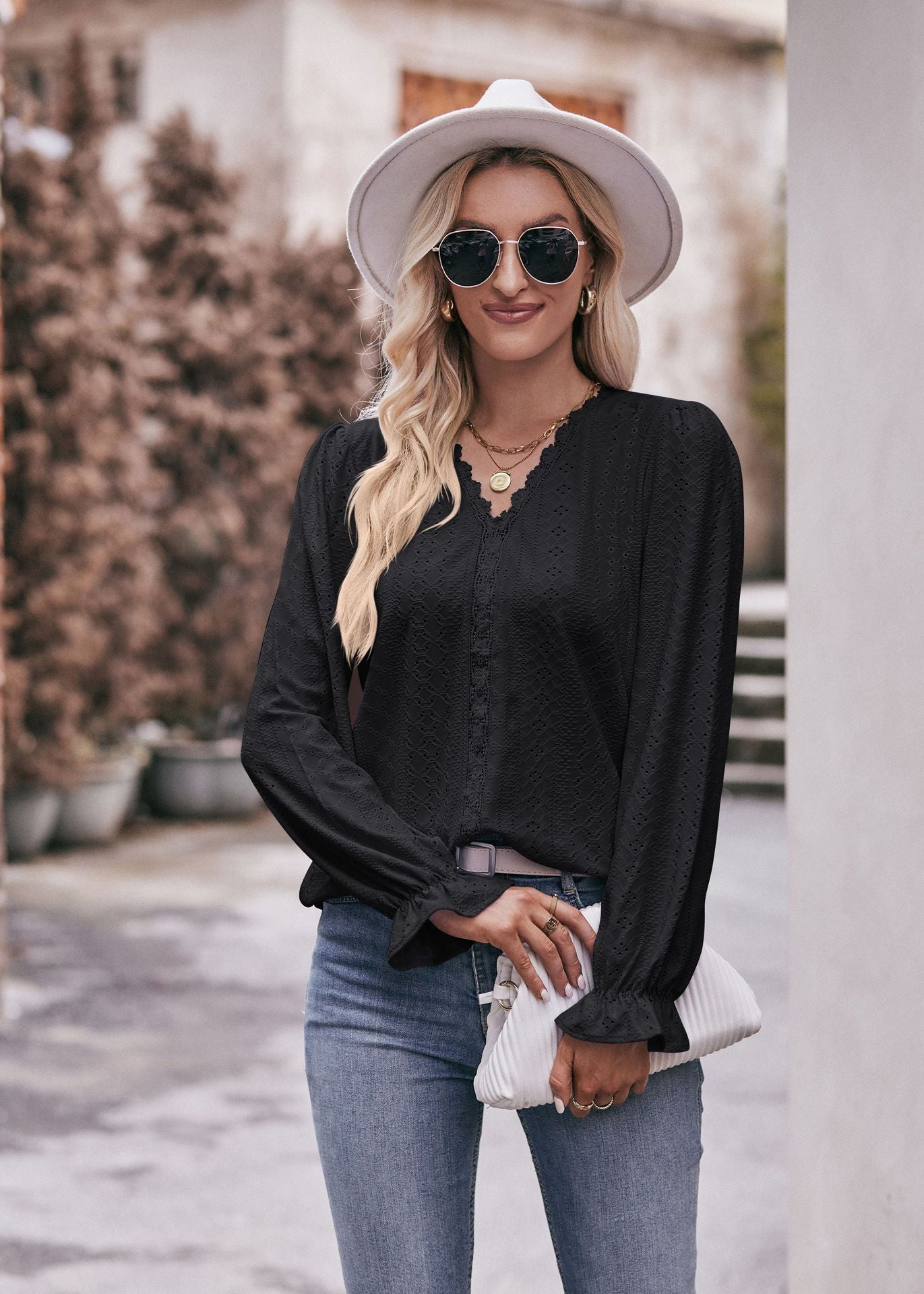 Women's T-Shirt Hole Lace V-Neck Long Sleeve Top