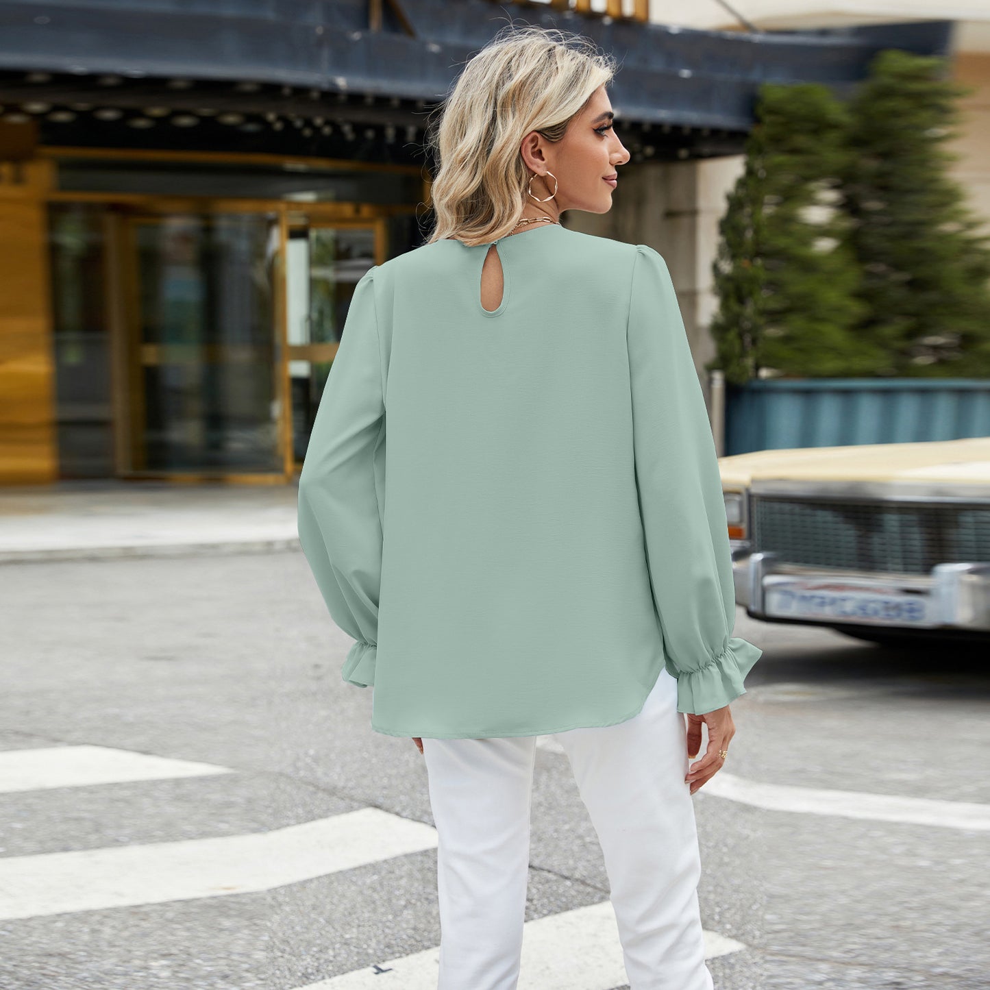 Solid Color Round Neck Loose Long-sleeved Chiffon Top Bottoming Shirt