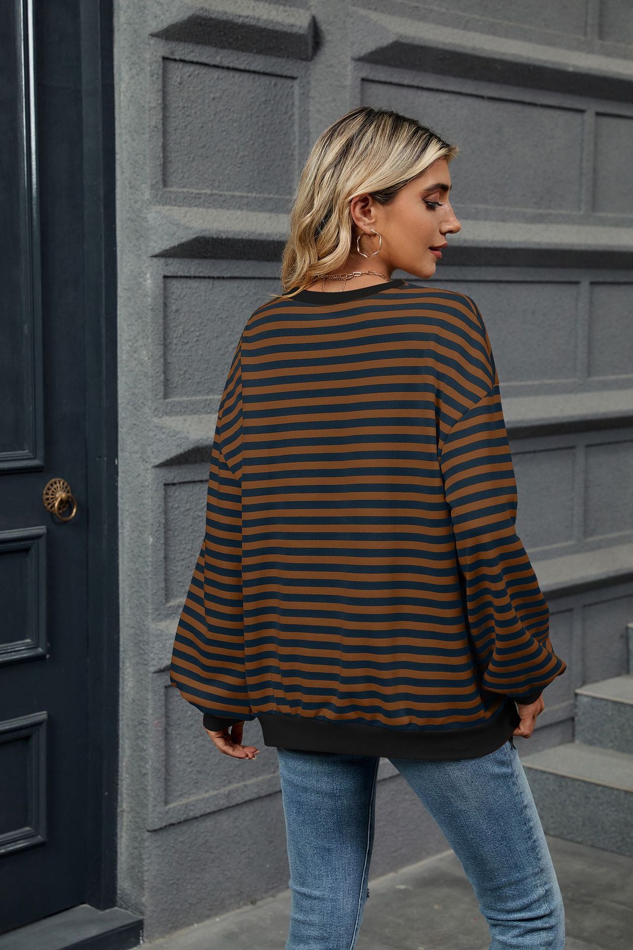 Contrasting Color Splicing Loose Long-sleeved Striped Crew Neck Sweater