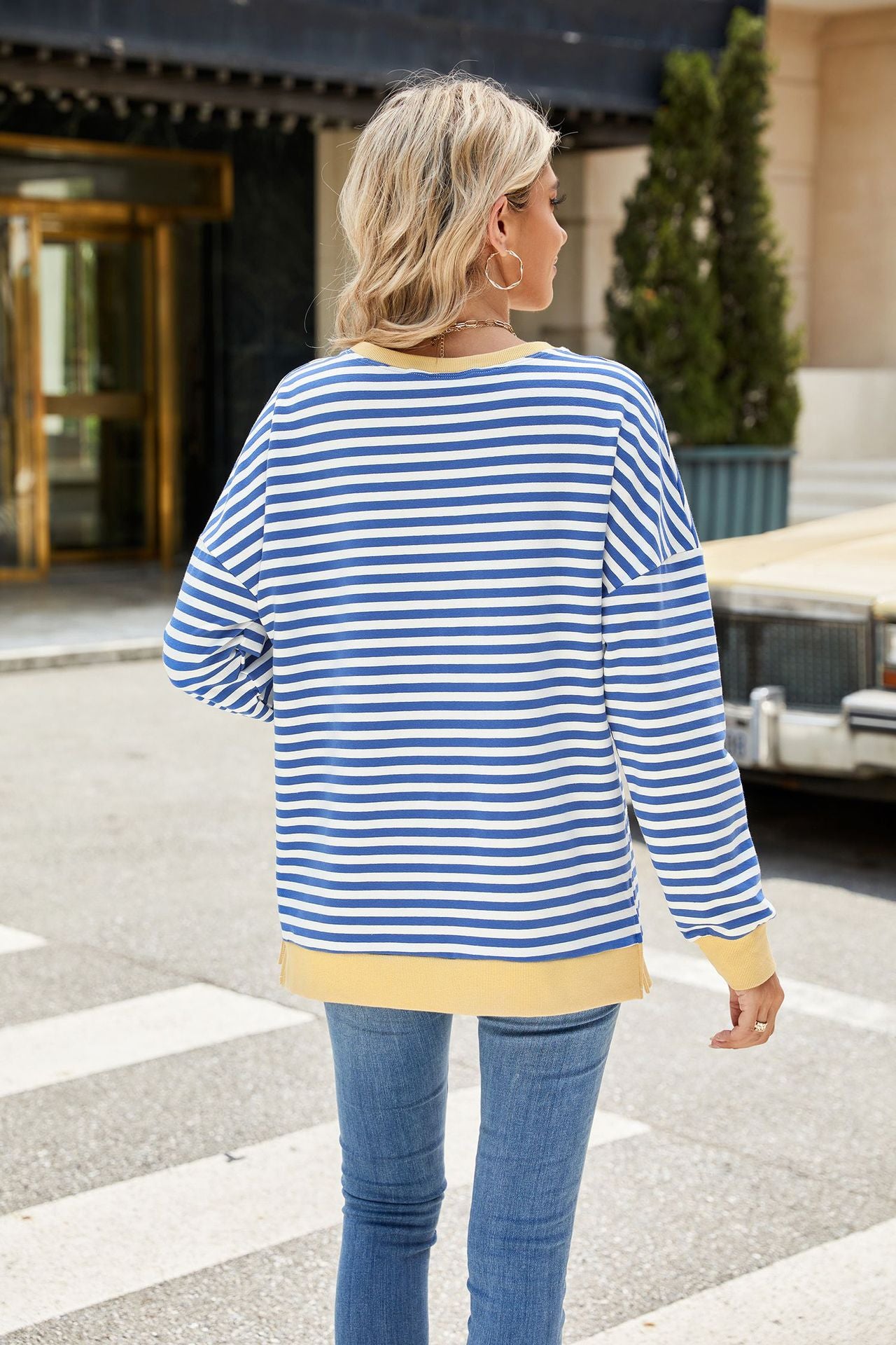 Contrasting Crew Neck Split Long Sleeve Loose Striped Sweater