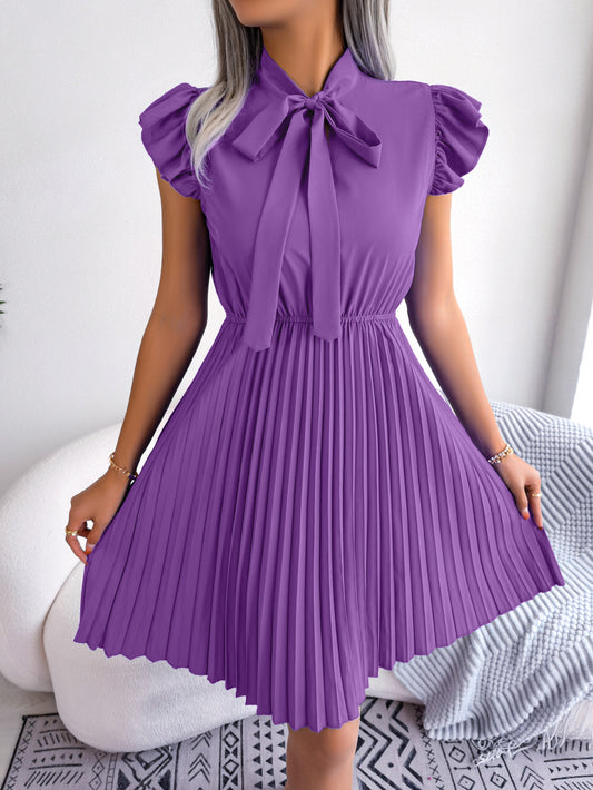 Lace-up Waisted Pleated with Large Swing Dress