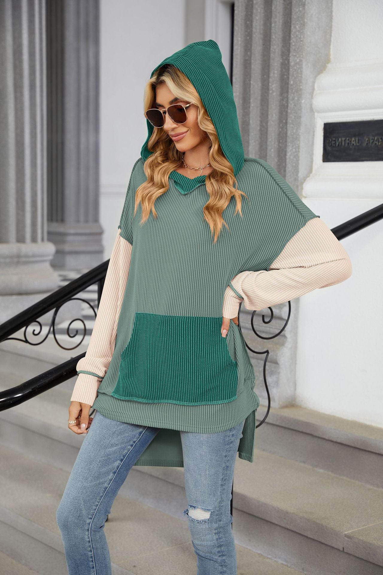 Contrasting Pockets Long Sleeves Loose Hooded Sweater