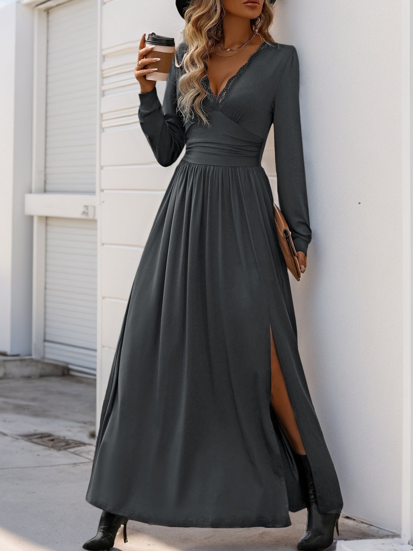 Solid Color Split-ended Slim-fit Dress