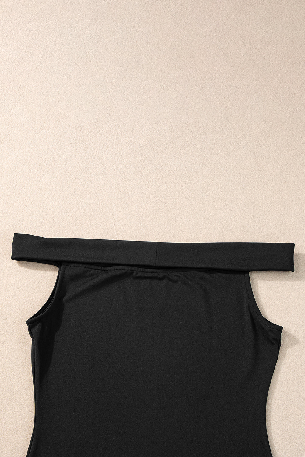 Solid Colo Folded Off Shoulder Slim Top