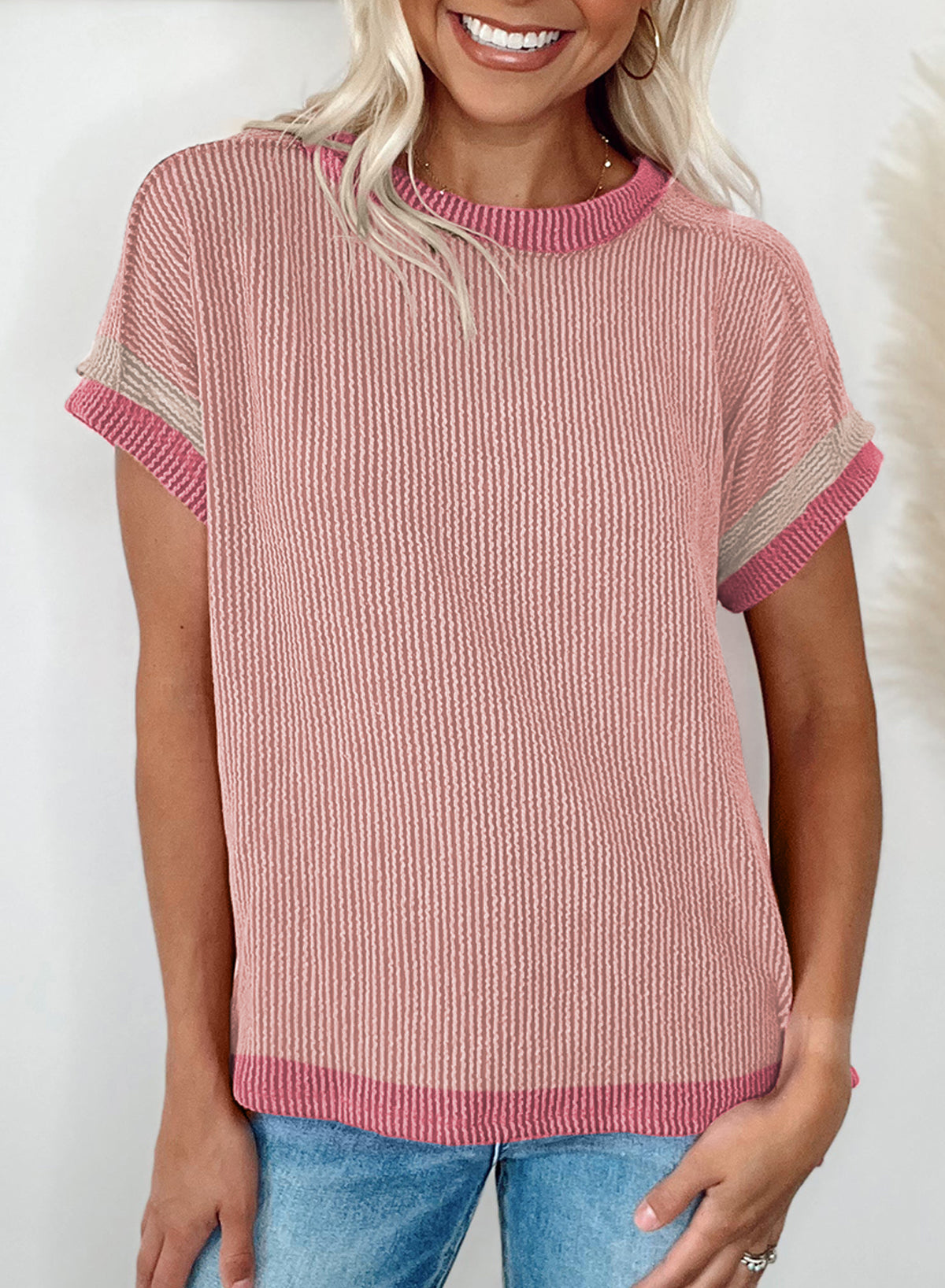 Knitted Crewneck Short-sleeved T-shirt with Contrasting Panels