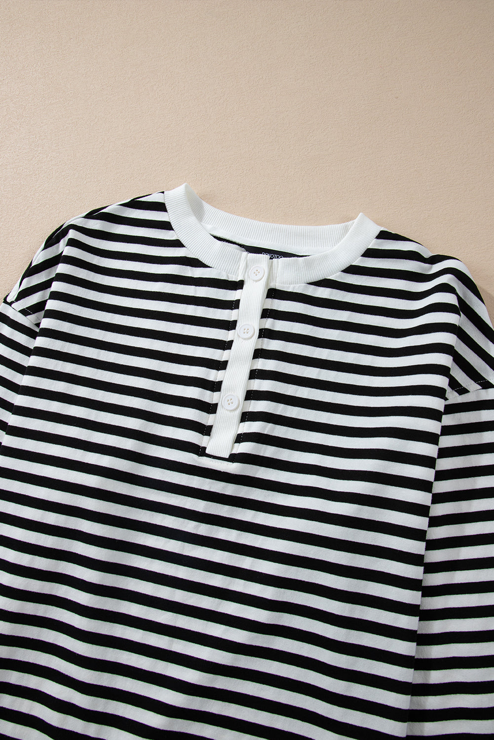 White Stripe Color Block Buttoned Crew Neck Oversized Sweatshirt